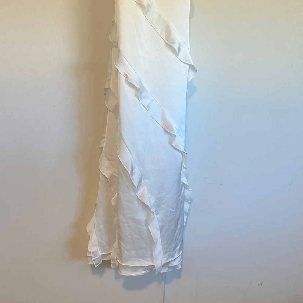 NWT Show Me Your MuMu Ivory Ruffle Wedding Gown - Picture 6 of 10